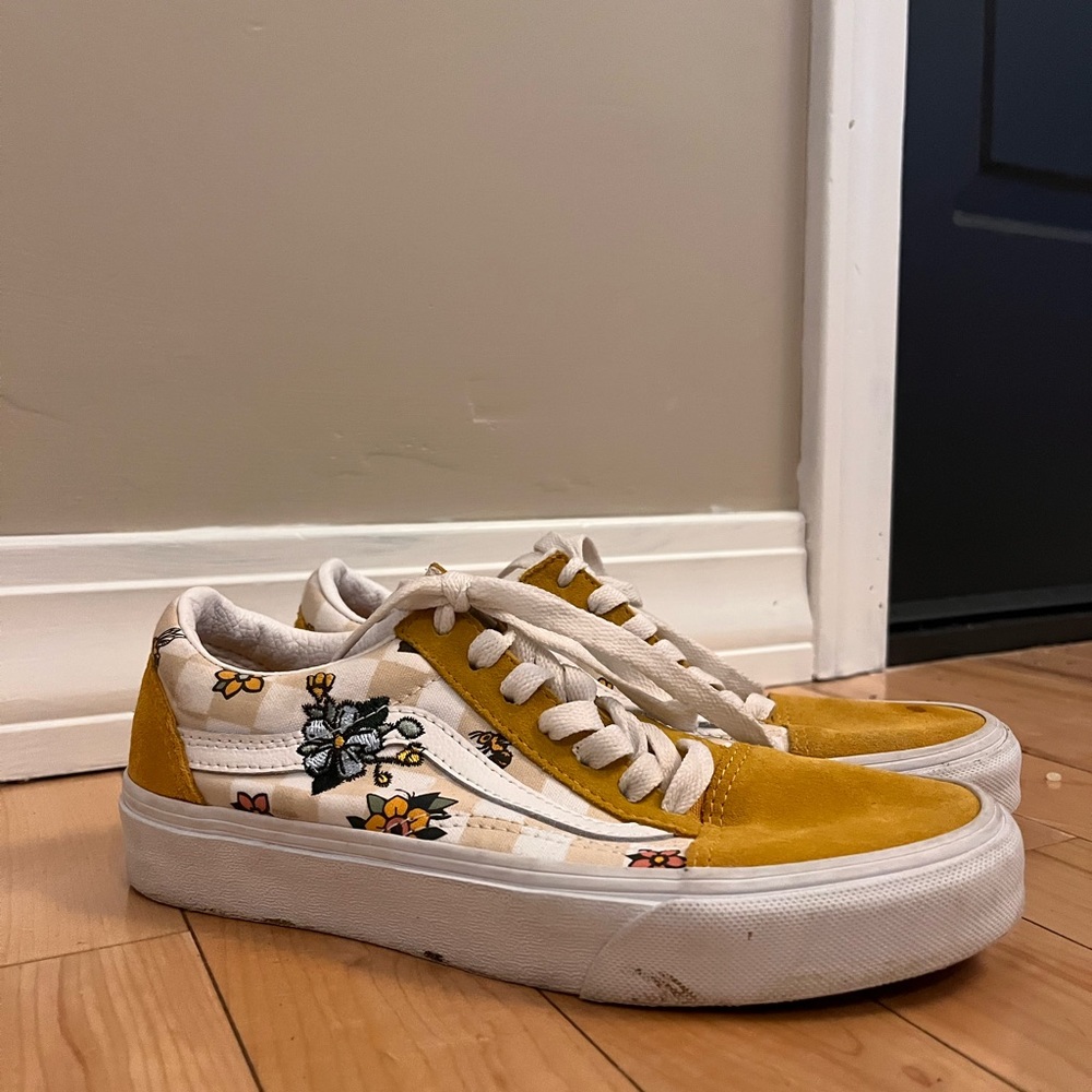 Flower Vans